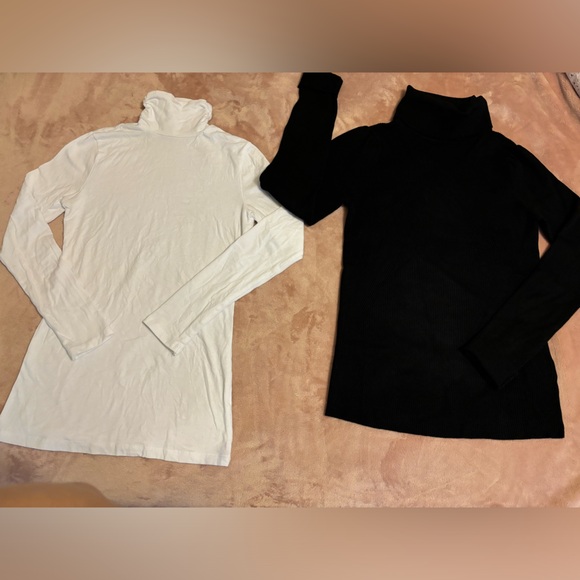 Women’s turtlenecks - Picture 1 of 3
